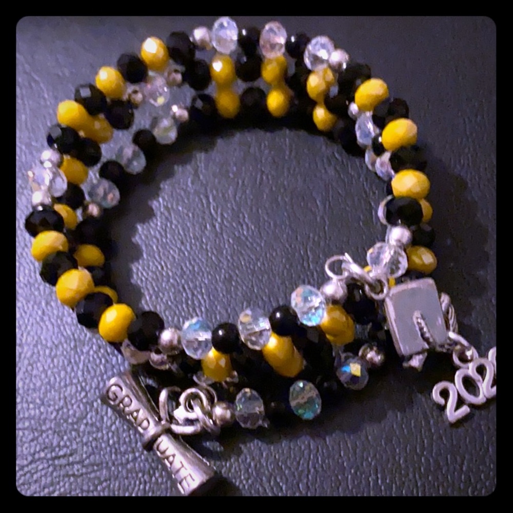 Wire graduation bracelet